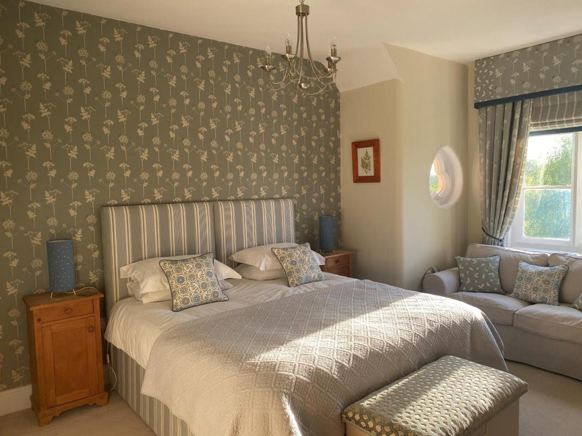 Burleigh House B And B Bed & Breakfast Tenbury Exterior photo